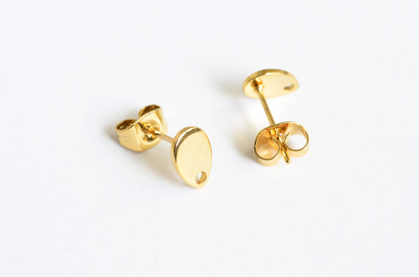 Teardrop Stud Earrings Gold Toned Stainless Steel 8mm - 2 pair (F075)