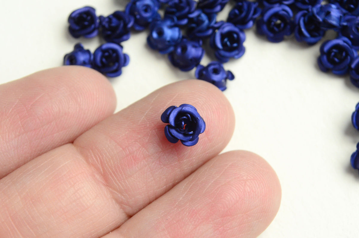 4 Small Blue and Purple Ombre Flower Beads, 18mm, 1 Hole Center Drille