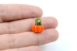 Glass Pumpkin Charm, Small Lampwork Beads, 5 pieces - 15mm (235)
