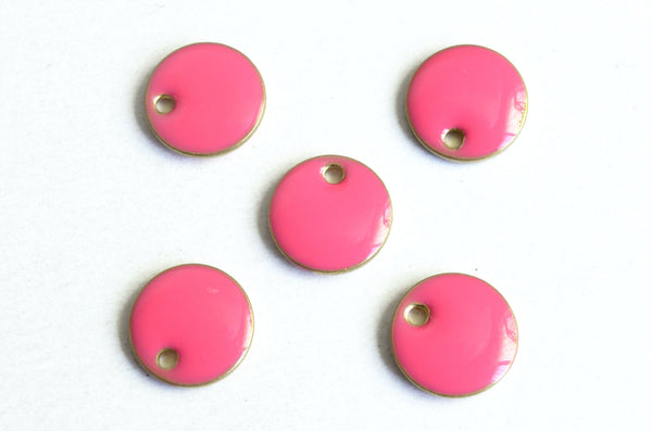 Round Bright Pink Charms, Enamel, Brass, 10mm - 5 pieces (1297)