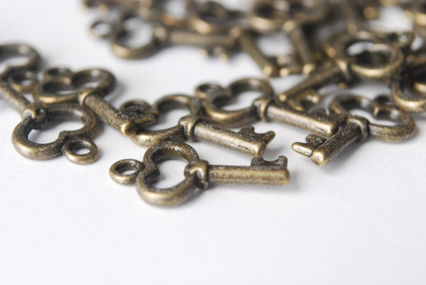 5 Heart Lock Keyhole Small Charms Pendants Rustic Bronze 19mm/0.75